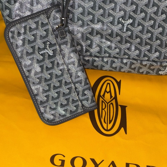 GOYARD Saint Louis GM Bag - Picture 11 of 16